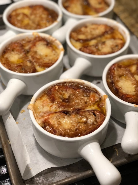 Soupe à l'oignon gratinée